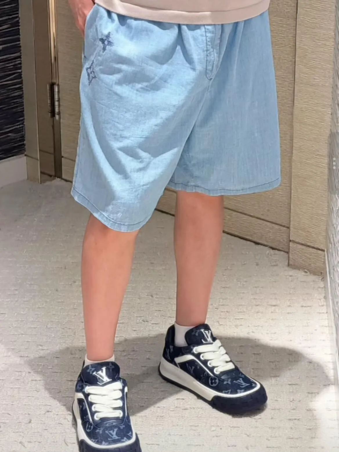 Louis Vuitton/Louis Vuitton front and back embroidered suit shorts